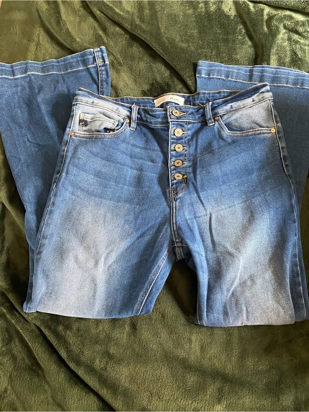 KanCan Petite Light Wash Denim Jeans